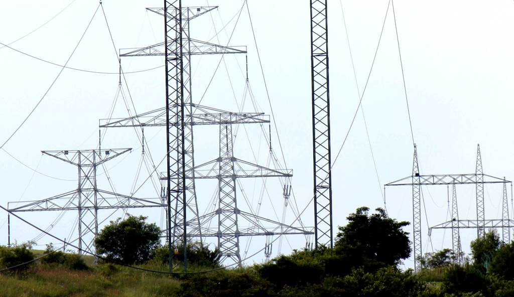Projekt Interim Coupling prepojí denné trhy s elektrinou. Aké zmeny prinesie?